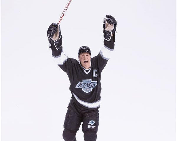 2004 McFarlane Toys Wayne Gretzky Los Angeles Kings 12" Action Figure
