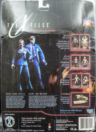 1998 The X Files Series 1 Agent Mulder with Cryopod Chamber and Human Host - Action Figure