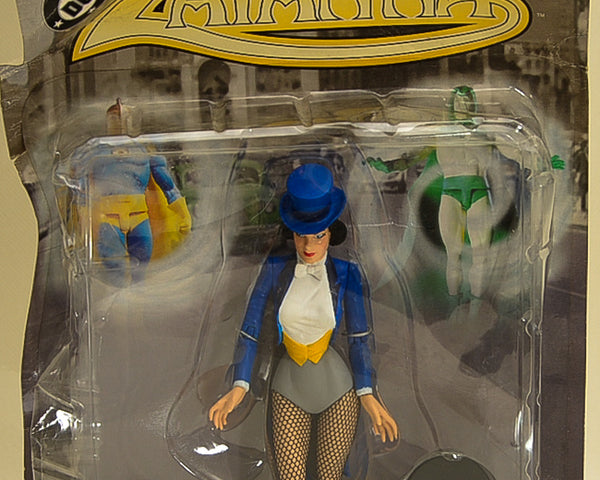 2000 DC Direct Mages, Mystics & Magicians Zatanna Action Figure