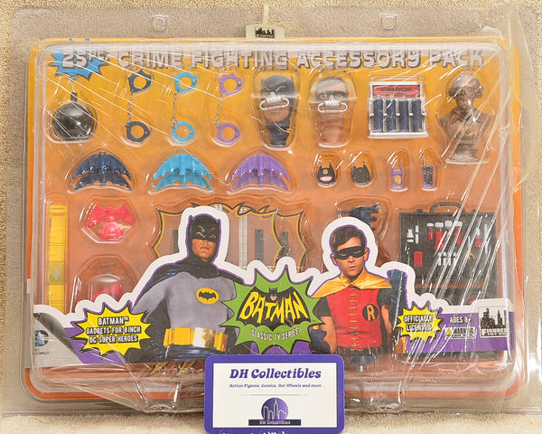 Figures Toy Co  25 Piece World's Crime Fighting Accessory Pack