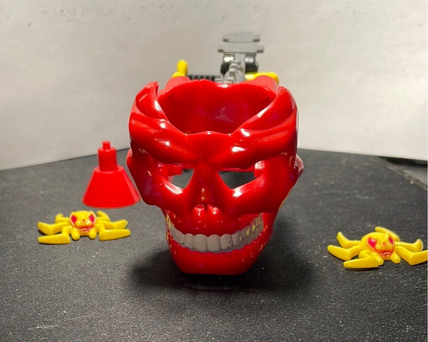 1998 Toy Biz Spider-Man Sneak Attack Flip 'n Trap Red Skull w/ Skull Catcher - Loose