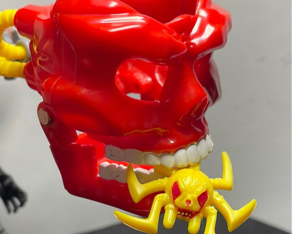 1998 Toy Biz Spider-Man Sneak Attack Flip 'n Trap Red Skull w/ Skull Catcher - Loose