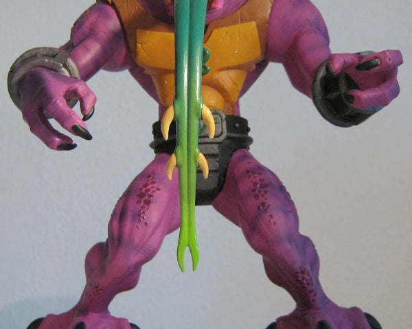 2005 NECA Masters of the Universe Tung Lashor Mini Statue